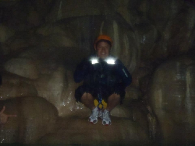  Grutas e cavernas